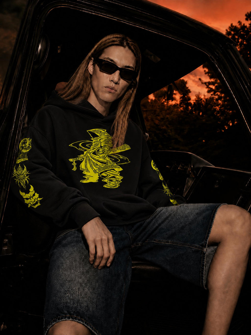 URBAN EAST - Oversize Fleeced Hoodie